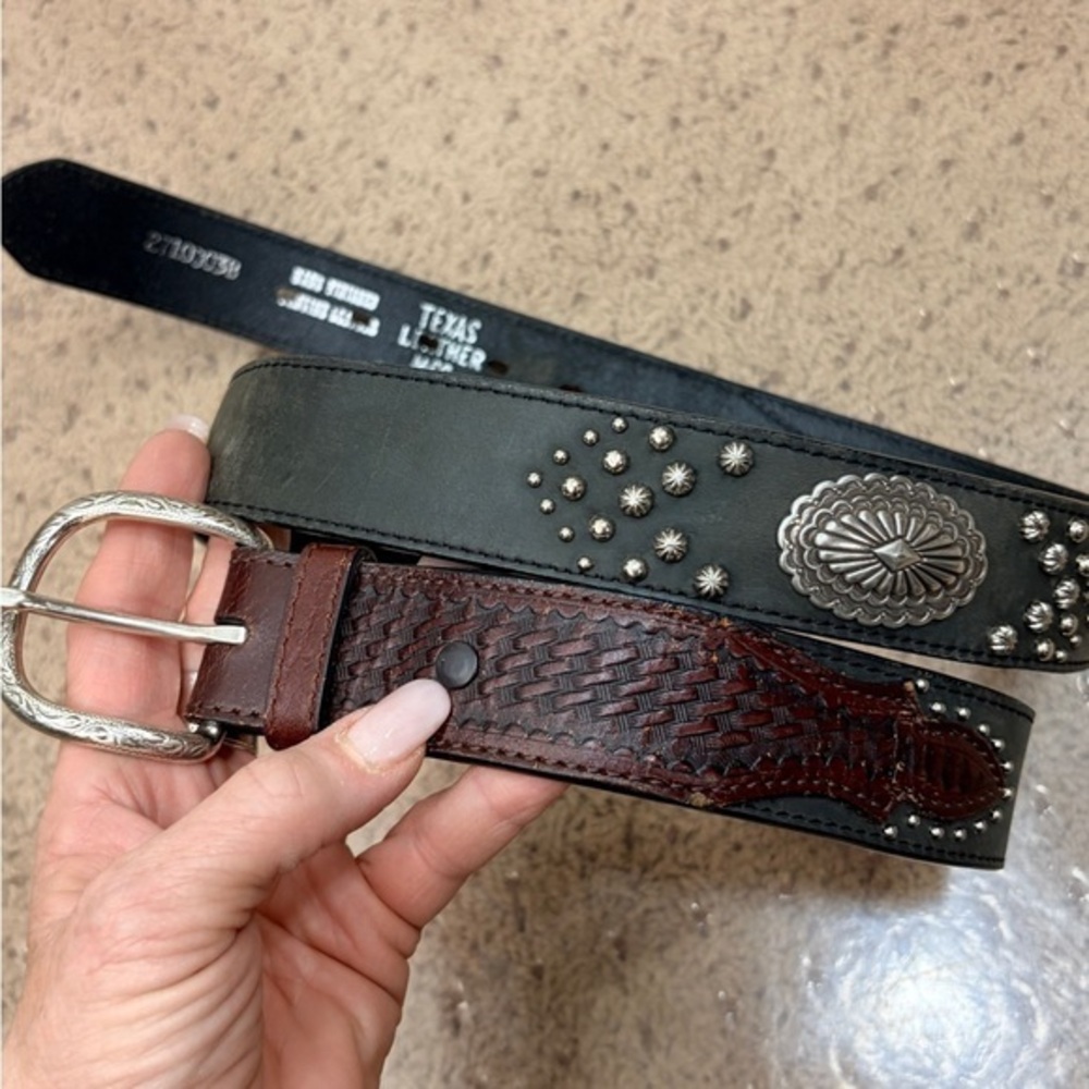 TEXAS Leather Mfg. Black and Brown Western Leather Belt with Silver Accents M/L